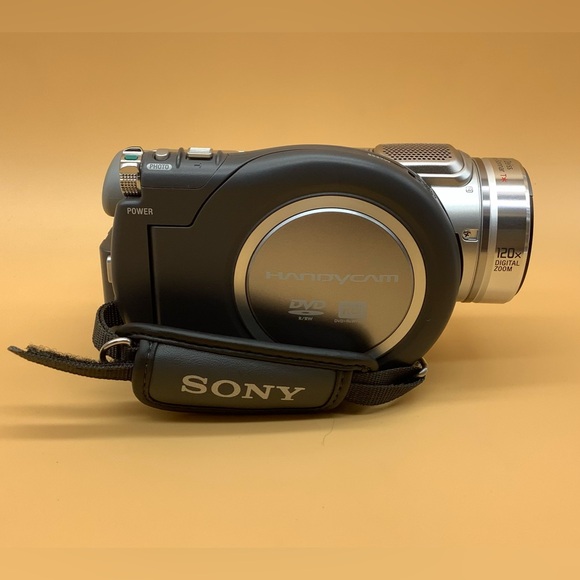 Sony Handycam DCR-DVD505 - Picture 4 of 8